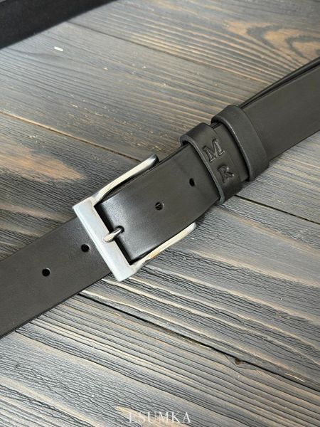 Men's leather belt with classic buckle, 40 mm black color